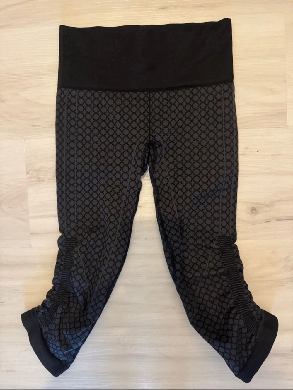 Lululemon In The Flow Crop II Leggings Size 2